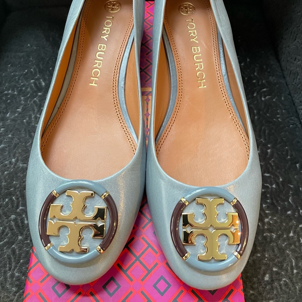 Brand New 💕 Tory Burch Multi Logo Block Heel Goat Leather Ballet Pumps Size 9.5